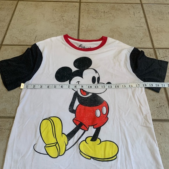 💙 Disney Mickey Mouse T-Shirt Size Small - Picture 2 of 6